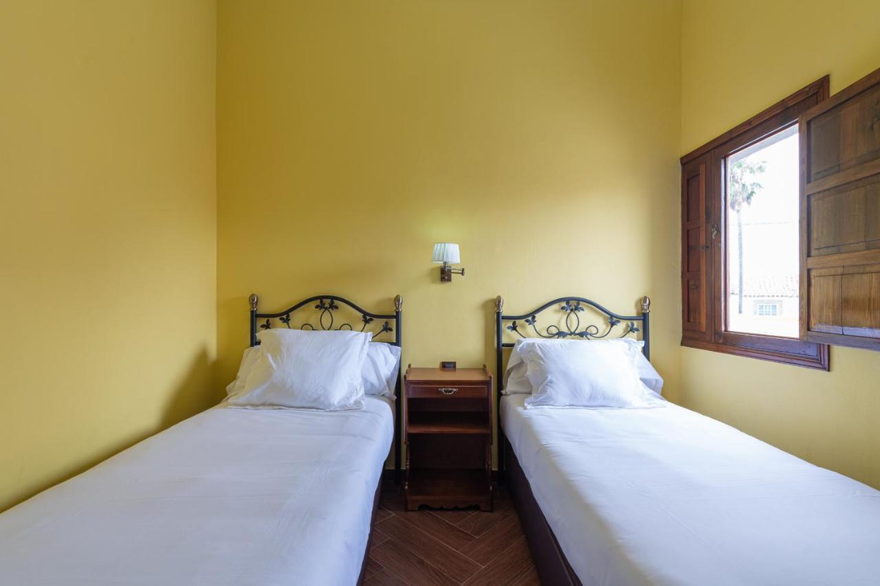 Homeforguest New Duplex With Rooftop Next To Arucas Cathedral Екстер'єр фото