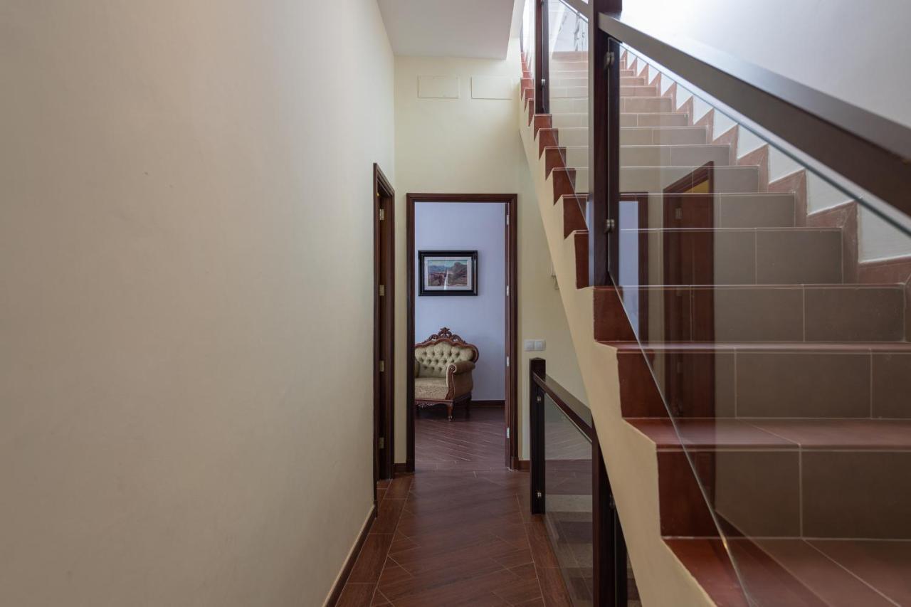 Homeforguest New Duplex With Rooftop Next To Arucas Cathedral Екстер'єр фото